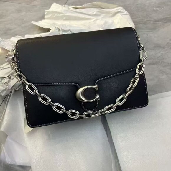 Coach Handbags - 🍳Coach Tabby Shoulder Bag 26